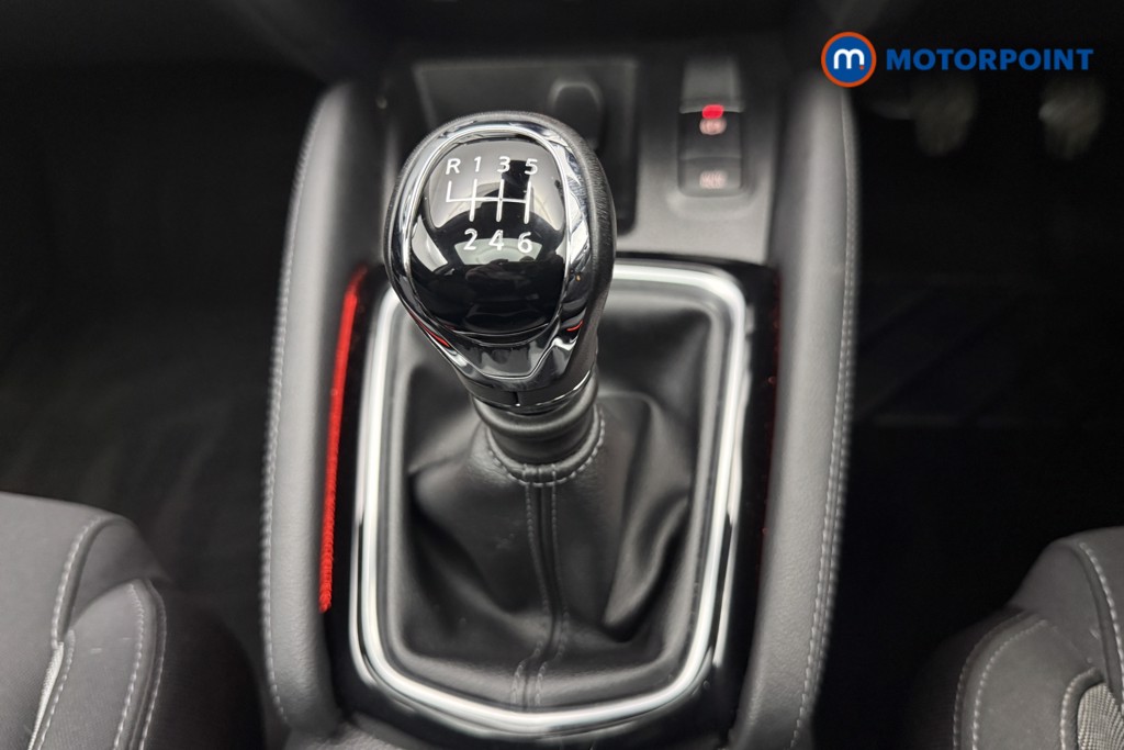 Nissan Qashqai N-Connecta Manual Petrol SUV - Stock Number (1580644) - 7th supplementary image