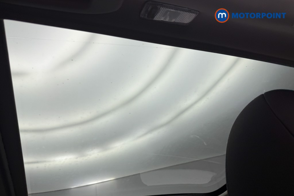 Nissan Qashqai N-Connecta Manual Petrol SUV - Stock Number (1580644) - 21st supplementary image