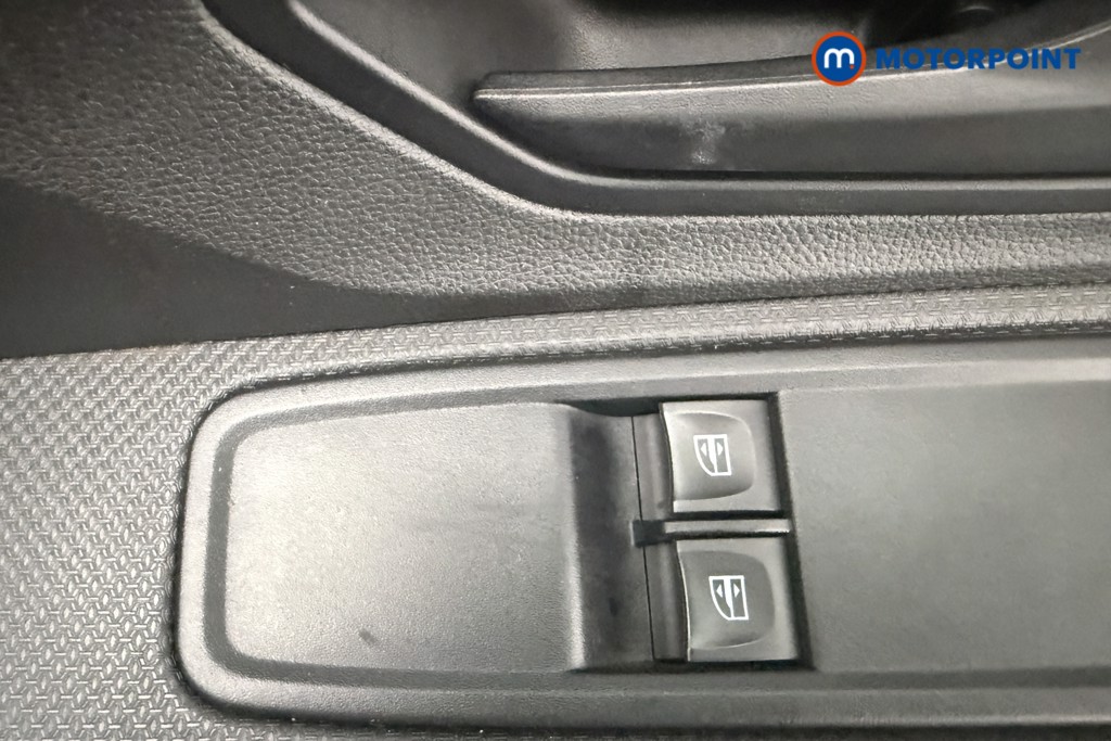Dacia Sandero Stepway Essential Manual Petrol Hatchback - Stock Number (1581837) - 17th supplementary image