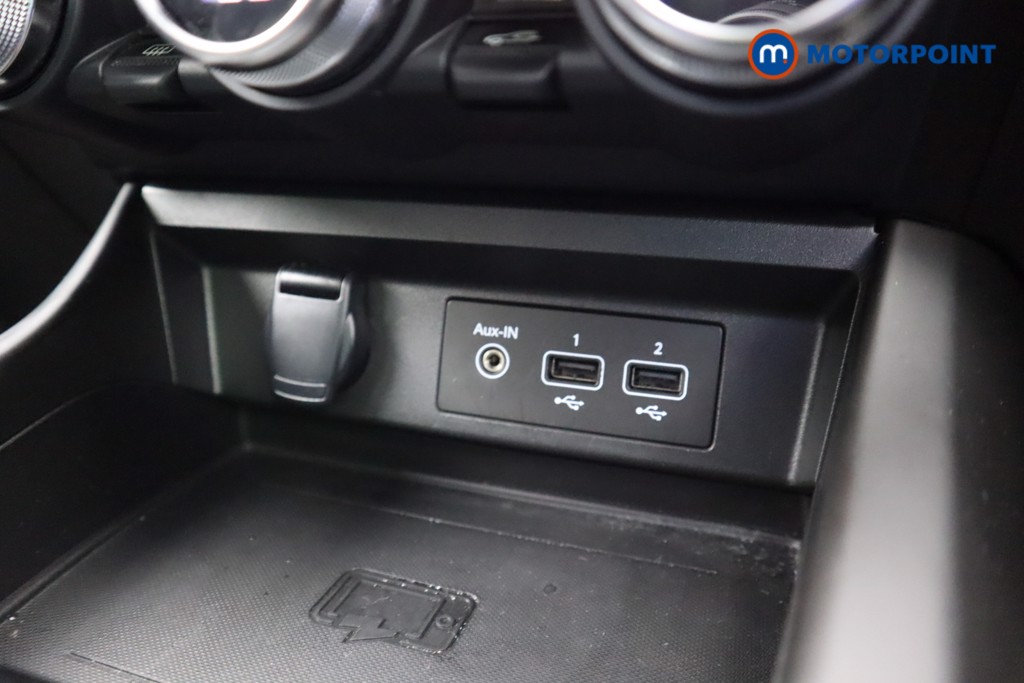 Renault Arkana Engineered Automatic Petrol-Electric Hybrid SUV - Stock Number (1584226) - 13th supplementary image