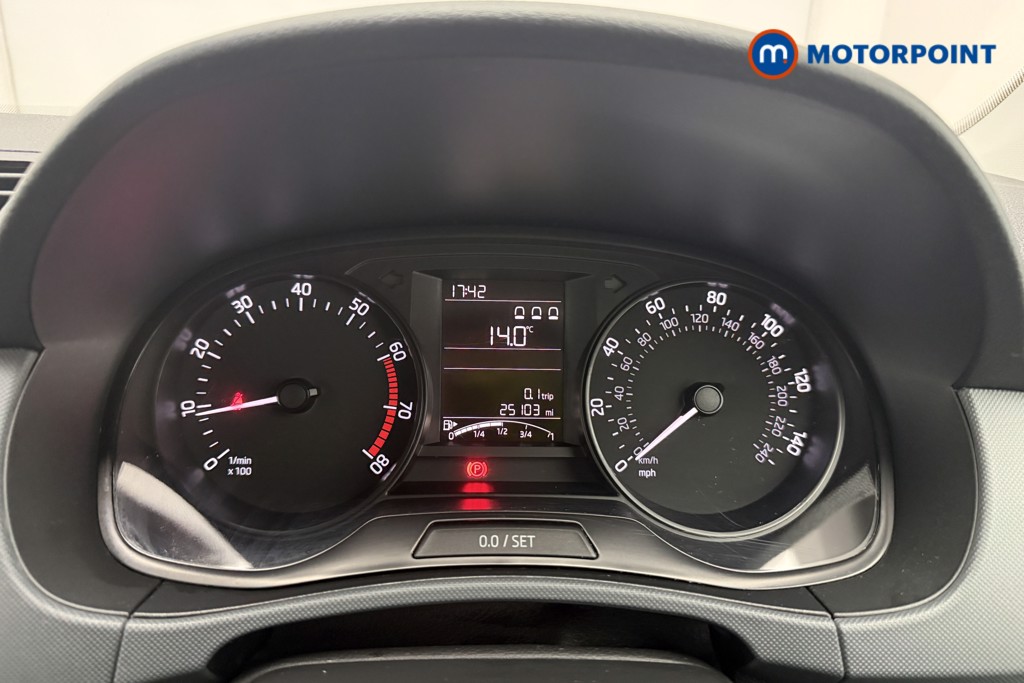 Skoda Fabia S Manual Petrol Hatchback - Stock Number (1586622) - 4th supplementary image