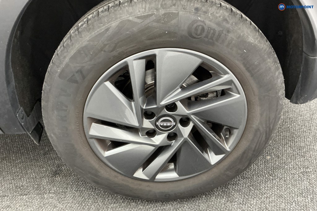 Nissan Qashqai Acenta Premium Manual Petrol SUV - Stock Number (1588143) - 34th supplementary image