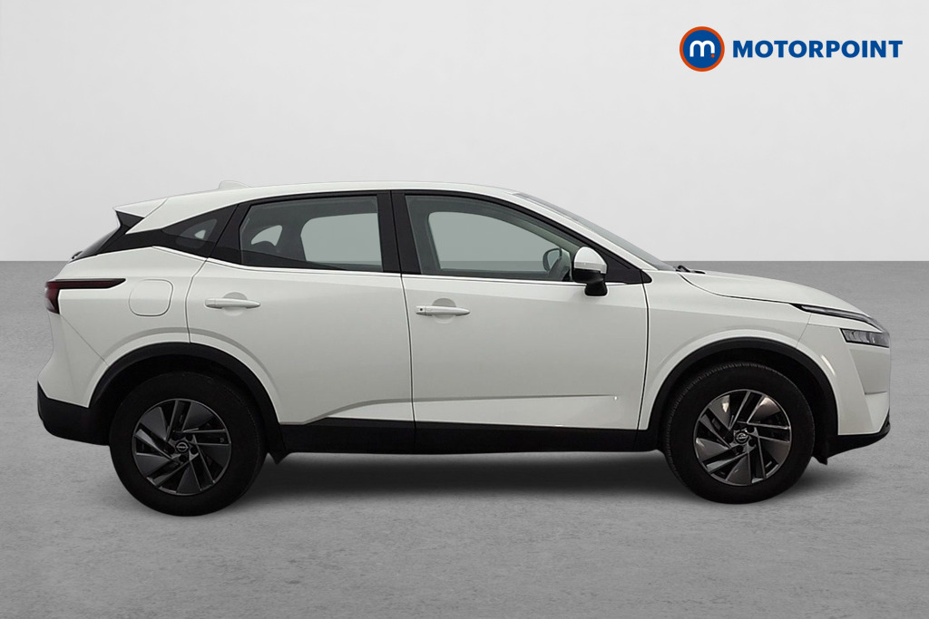Nissan Qashqai Acenta Premium Manual Petrol SUV - Stock Number (1588143) - Drivers side