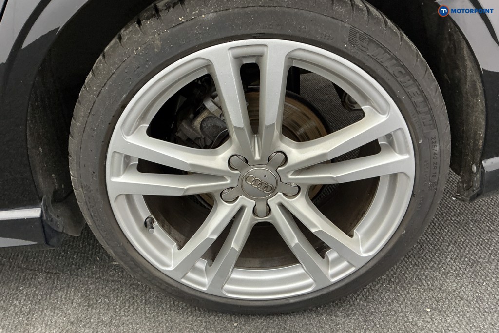 Audi A3 S Line Manual Petrol Saloon - Stock Number (1589100) - 38th supplementary image