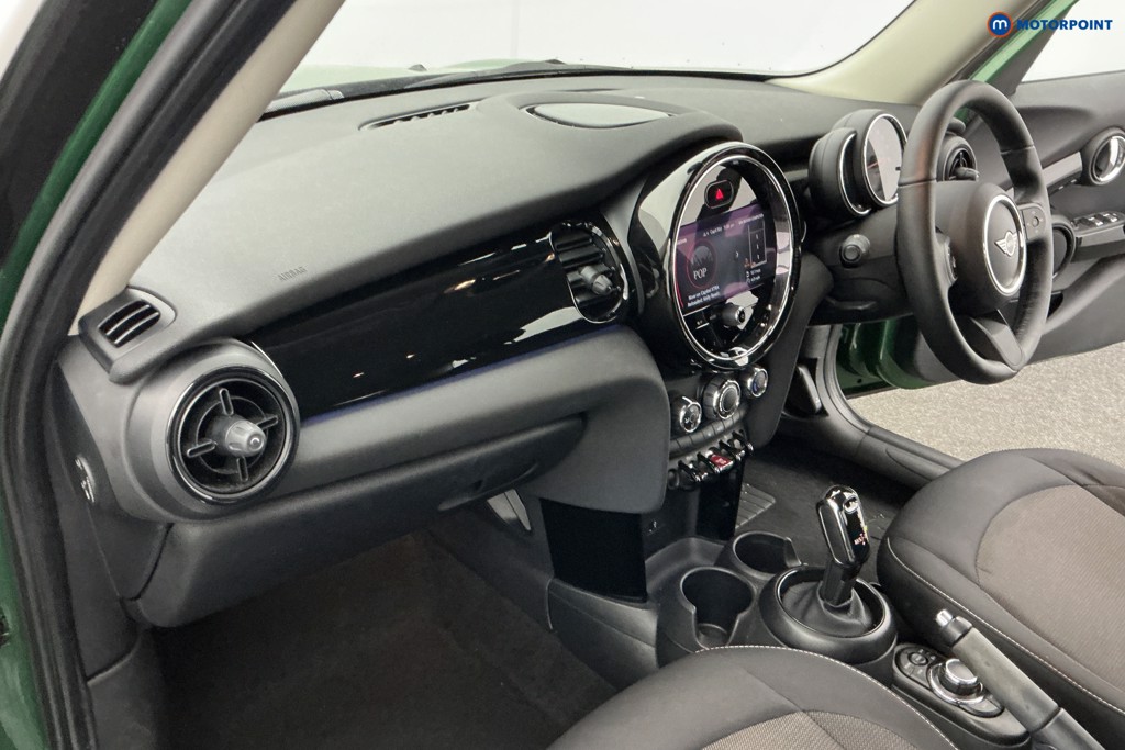 Mini Hatchback Cooper Classic Automatic Petrol Hatchback - Stock Number (1589738) - 8th supplementary image