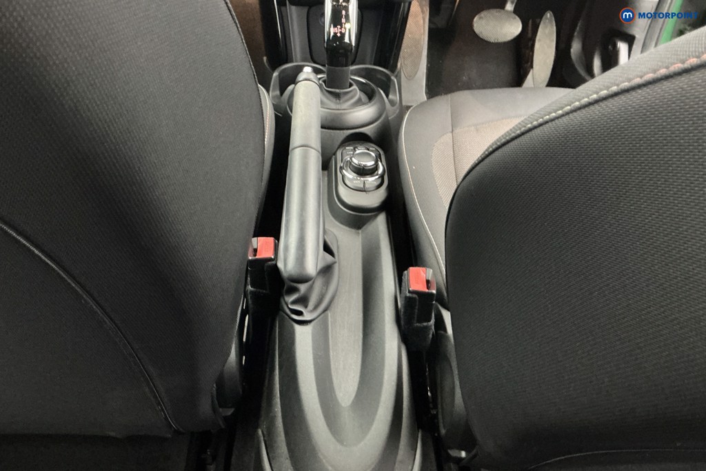 Mini Hatchback Cooper Classic Automatic Petrol Hatchback - Stock Number (1589738) - 11th supplementary image