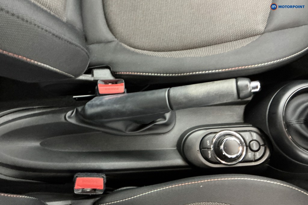 Mini Hatchback Cooper Classic Automatic Petrol Hatchback - Stock Number (1589738) - 13th supplementary image