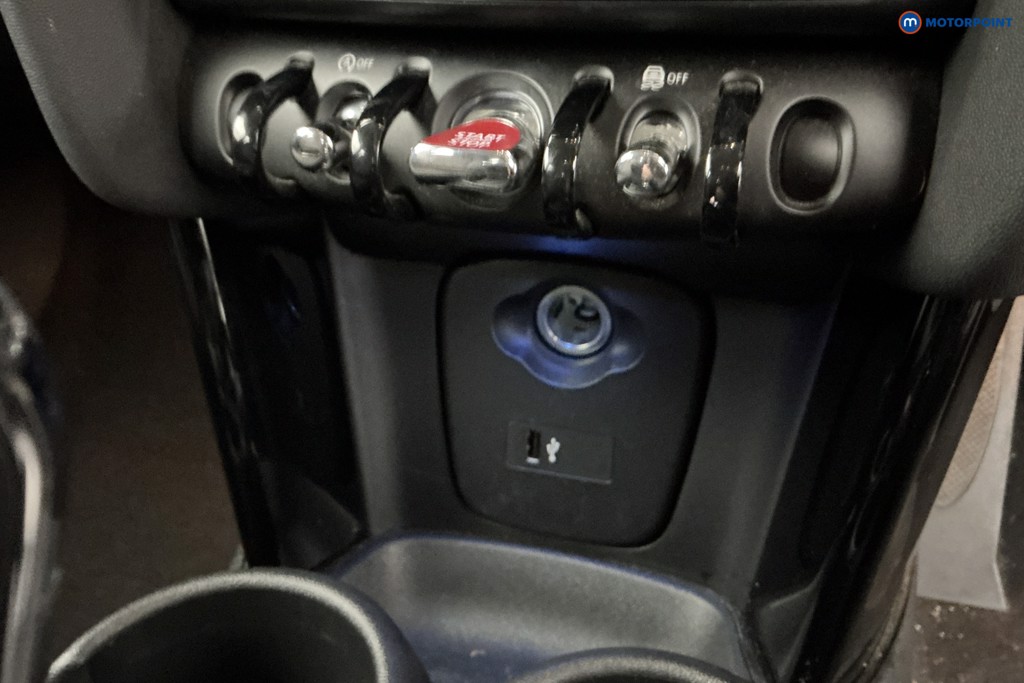 Mini Hatchback Cooper Classic Automatic Petrol Hatchback - Stock Number (1589738) - 15th supplementary image