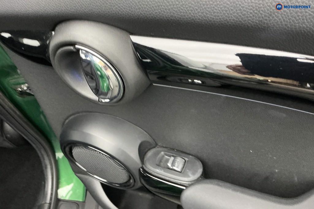 Mini Hatchback Cooper Classic Automatic Petrol Hatchback - Stock Number (1589738) - 24th supplementary image