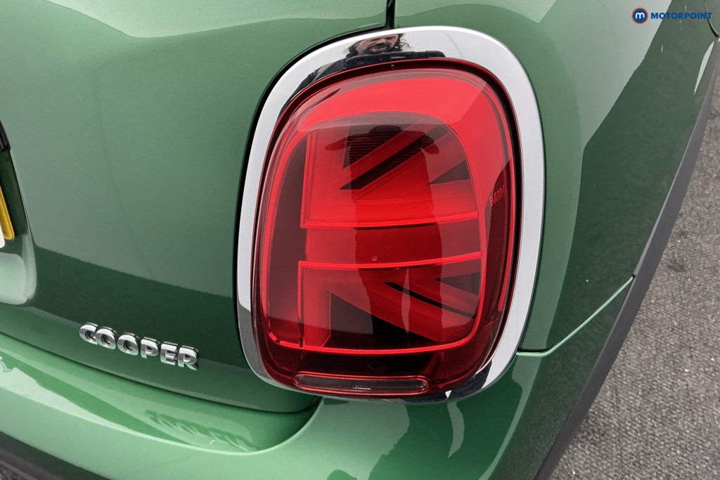 Mini Hatchback Cooper Classic Automatic Petrol Hatchback - Stock Number (1589738) - 29th supplementary image