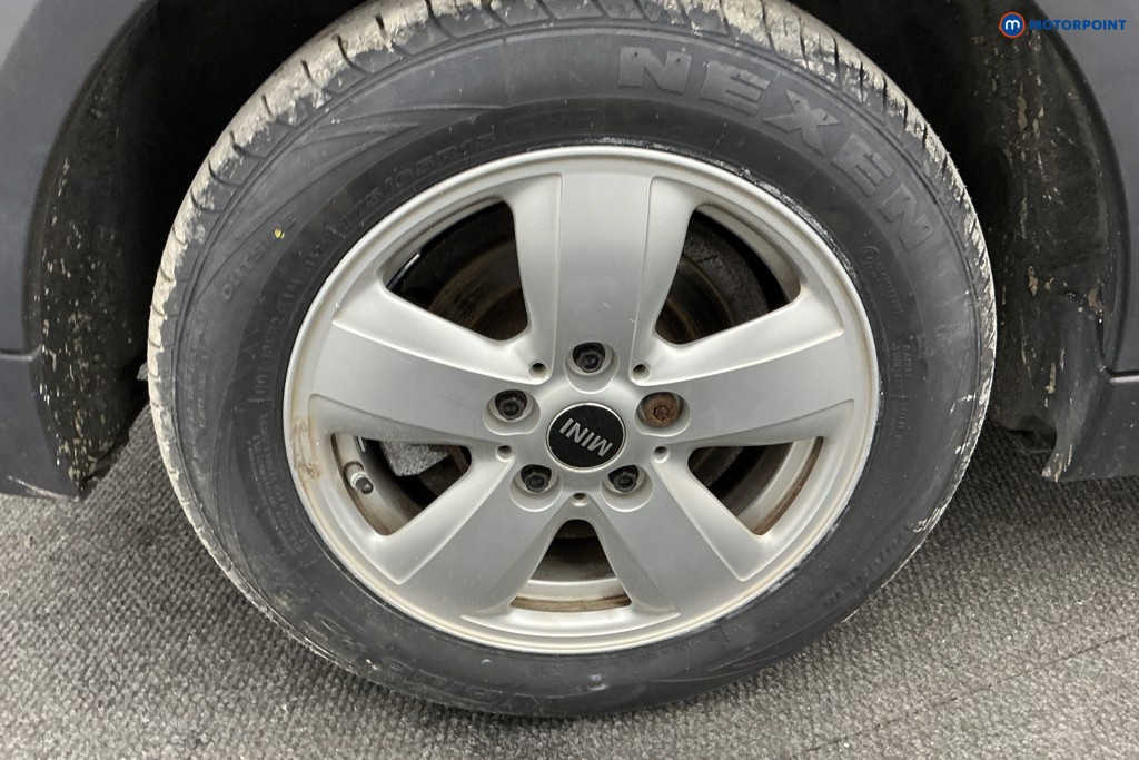 Mini Hatchback Cooper Classic Automatic Petrol Hatchback - Stock Number (1589738) - 32nd supplementary image