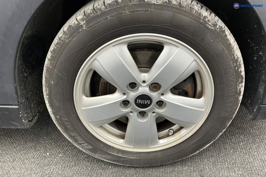 Mini Hatchback Cooper Classic Automatic Petrol Hatchback - Stock Number (1589738) - 33rd supplementary image