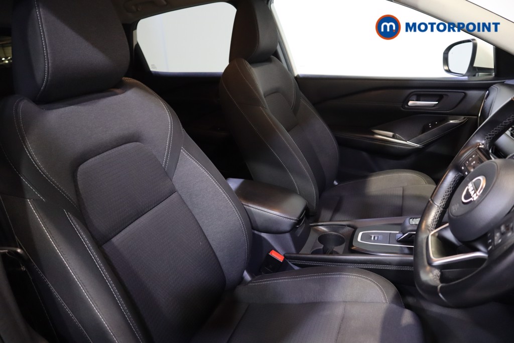 Nissan Qashqai N-Connecta Automatic Petrol SUV - Stock Number (1591059) - 6th supplementary image