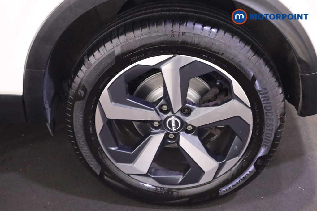 Nissan Qashqai N-Connecta Automatic Petrol SUV - Stock Number (1591059) - 9th supplementary image