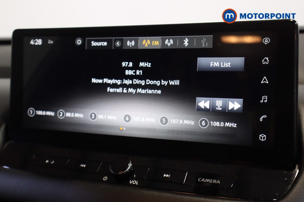 Nissan Qashqai N-Connecta Automatic Petrol SUV - Stock Number (1591059) - 17th supplementary image