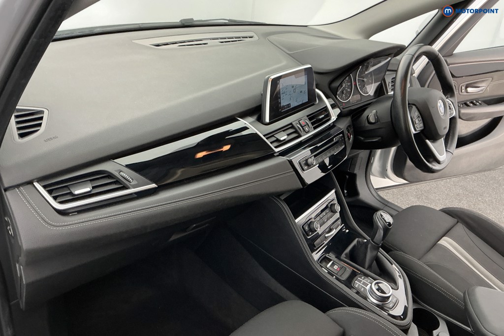 BMW 2 Series Sport Manual Petrol Estate - Stock Number (1591389) - 8th supplementary image