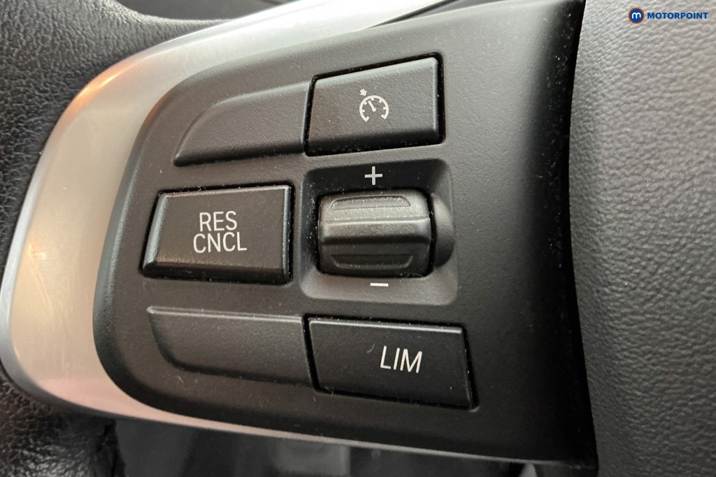 BMW 2 Series Sport Manual Petrol Estate - Stock Number (1591389) - 19th supplementary image