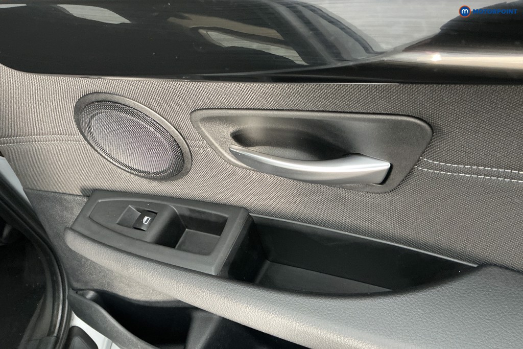 BMW 2 Series Sport Manual Petrol Estate - Stock Number (1591389) - 25th supplementary image