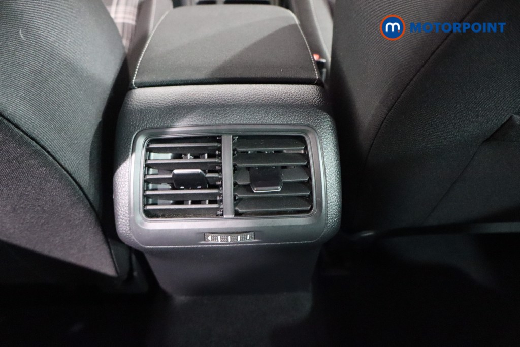 Volkswagen Golf GTD Automatic Diesel Hatchback - Stock Number (1591432) - 21st supplementary image