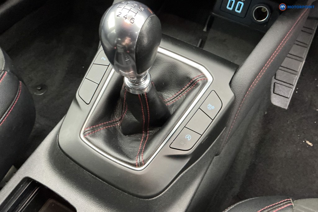 Ford Kuga St-Line Edition Manual Diesel SUV - Stock Number (1592088) - 15th supplementary image