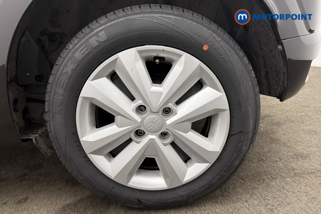 Dacia Sandero Expression Manual Petrol Hatchback - Stock Number (1592194) - 14th supplementary image