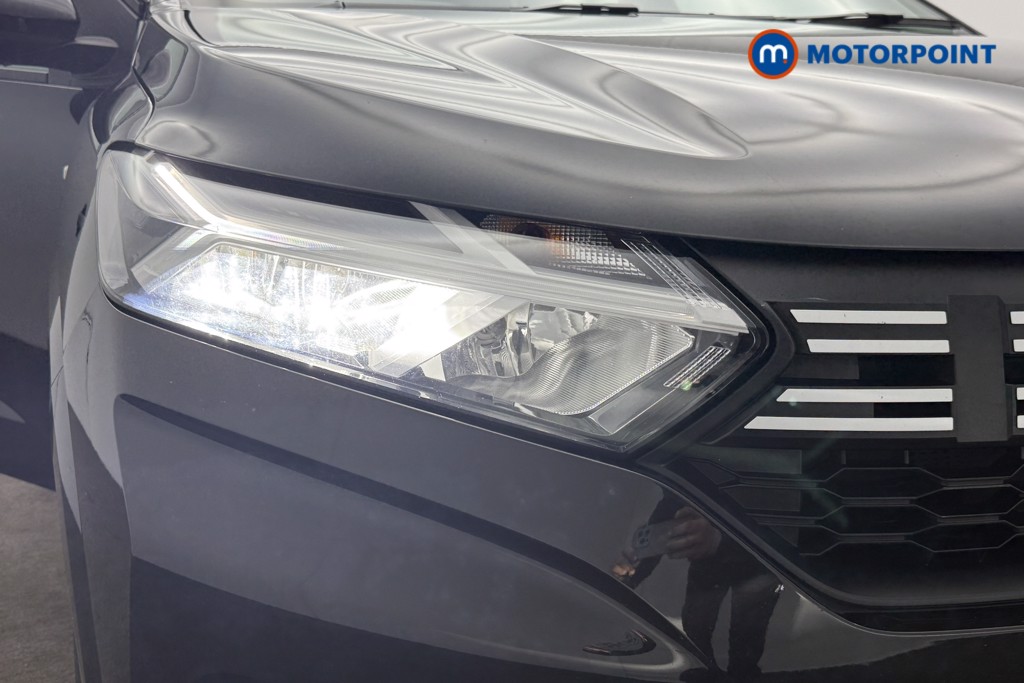 Dacia Sandero Expression Manual Petrol Hatchback - Stock Number (1592194) - 36th supplementary image