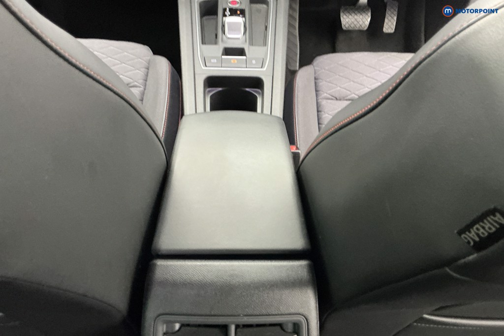 Seat Leon FR Automatic Petrol Plug-In Hybrid Hatchback - Stock Number (1592442) - 11th supplementary image