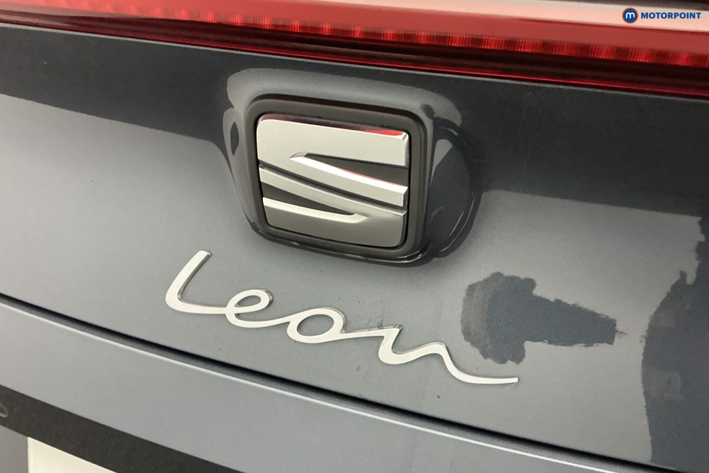Seat Leon FR Automatic Petrol Plug-In Hybrid Hatchback - Stock Number (1592442) - 32nd supplementary image