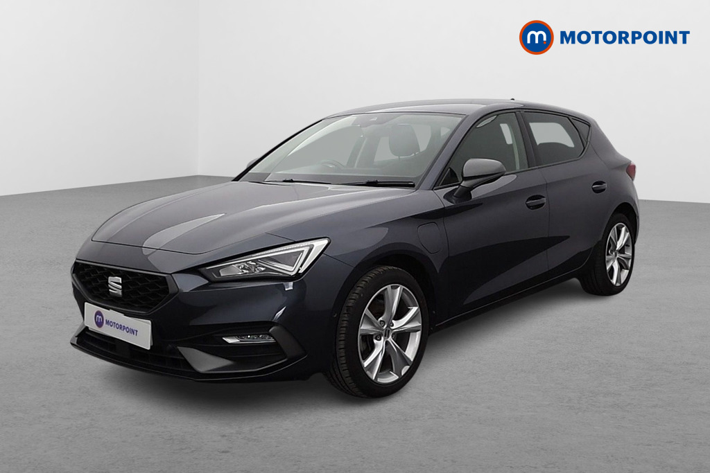 Seat Leon FR Automatic Petrol Plug-In Hybrid Hatchback - Stock Number (1592442) - Passenger side front corner