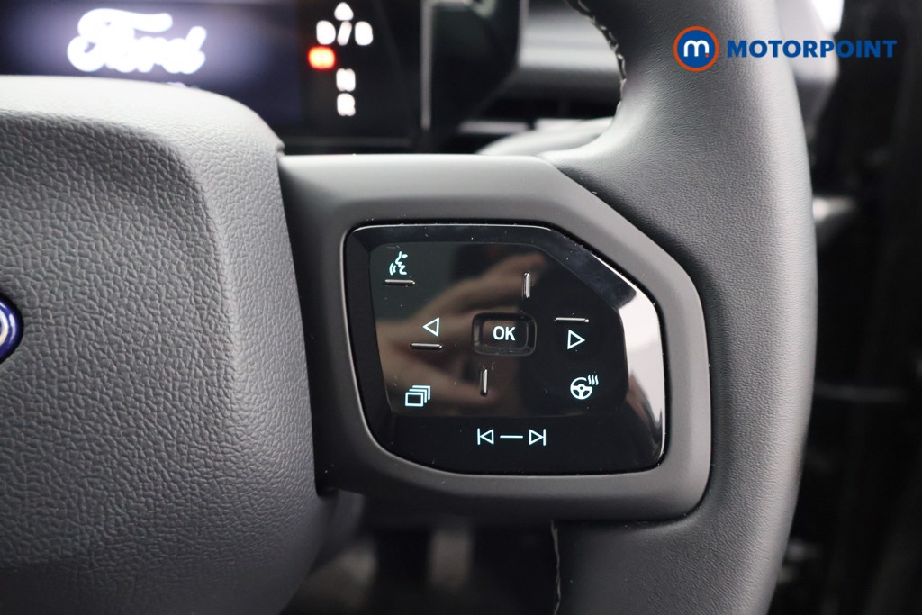 Ford Explorer Premium Automatic Electric SUV - Stock Number (1594646) - 4th supplementary image