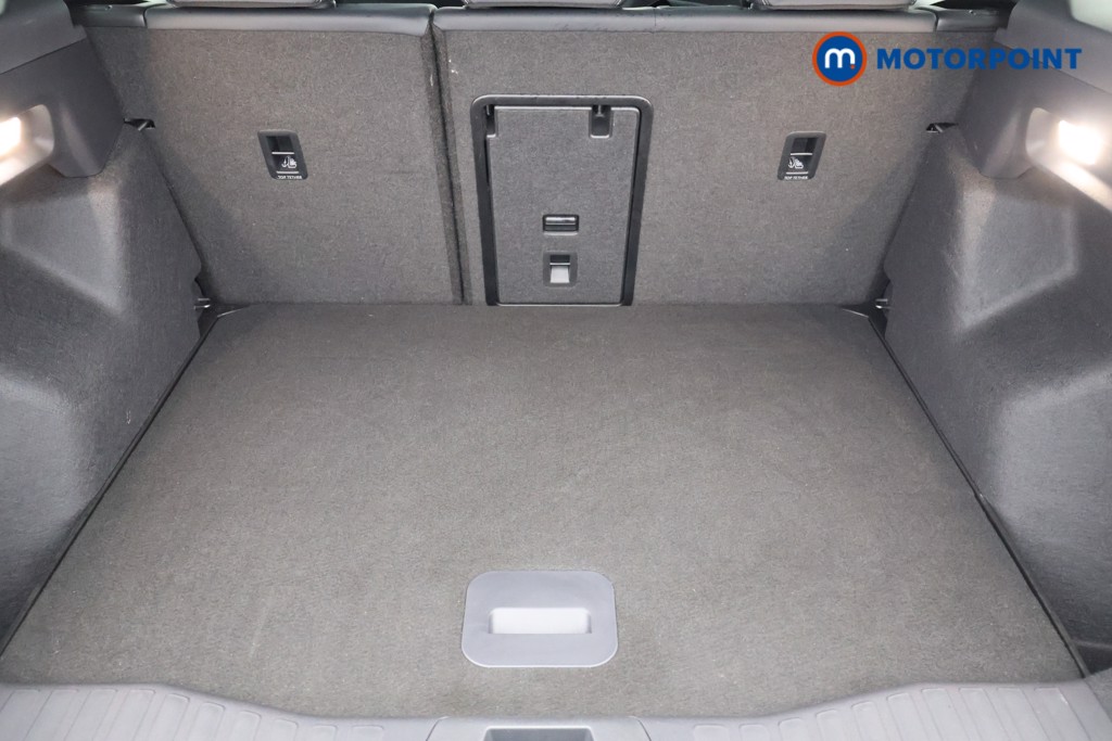 Ford Explorer Premium Automatic Electric SUV - Stock Number (1594646) - 12th supplementary image