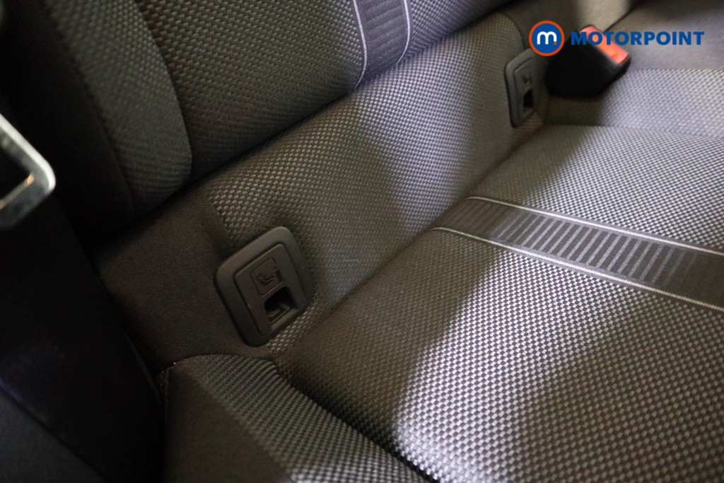 Volkswagen T-Roc Life Automatic Petrol SUV - Stock Number (1595454) - 15th supplementary image