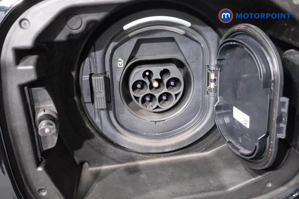 Mercedes-Benz A Class Amg Line Automatic Petrol Plug-In Hybrid Hatchback - Stock Number (1595687) - 6th supplementary image