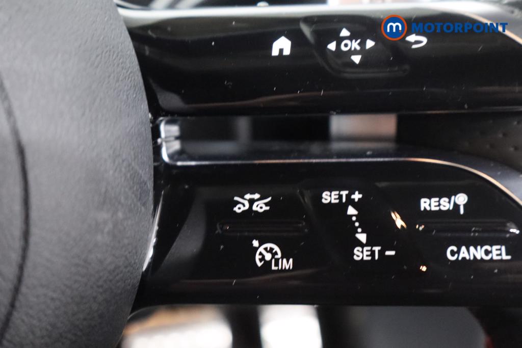 Mercedes-Benz A Class Amg Line Automatic Petrol Plug-In Hybrid Hatchback - Stock Number (1595687) - 17th supplementary image