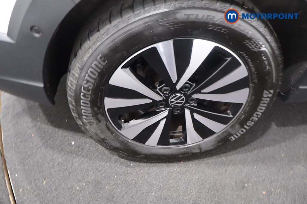 Volkswagen Taigo Life Automatic Petrol SUV - Stock Number (1595701) - 5th supplementary image