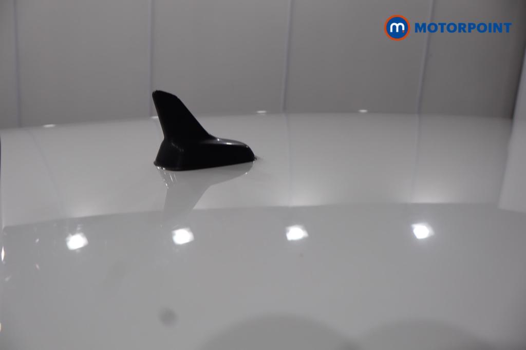 Volkswagen Golf R Manual Petrol Hatchback - Stock Number (1595916) - 5th supplementary image