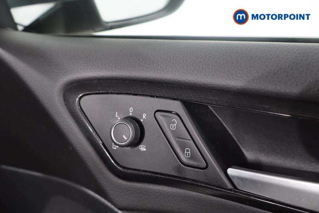 Volkswagen Golf R Manual Petrol Hatchback - Stock Number (1595916) - 11th supplementary image