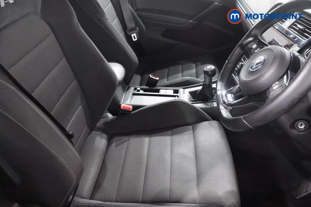 Volkswagen Golf R Manual Petrol Hatchback - Stock Number (1595916) - 12th supplementary image