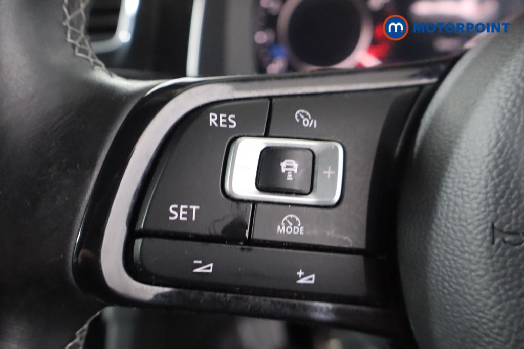 Volkswagen Golf R Manual Petrol Hatchback - Stock Number (1595916) - 15th supplementary image