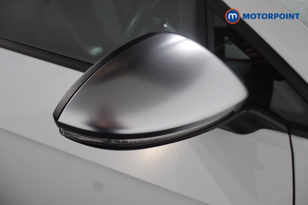 Volkswagen Golf R Manual Petrol Hatchback - Stock Number (1595916) - 26th supplementary image