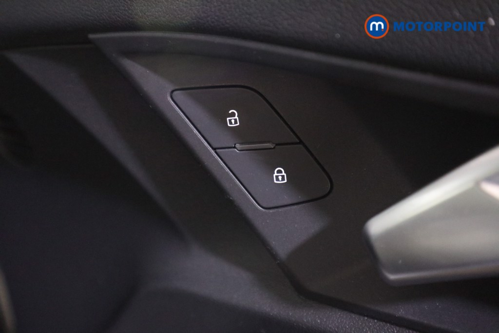 Audi A3 S Line Automatic Petrol Saloon - Stock Number (1596155) - 11th supplementary image