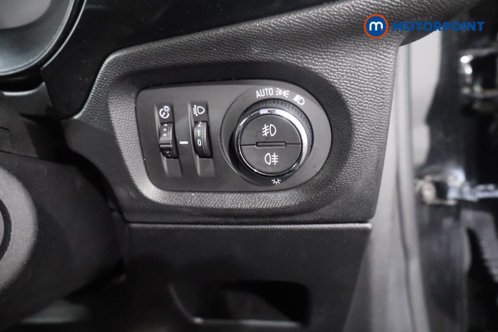 Vauxhall Corsa GS Manual Petrol Hatchback - Stock Number (1596355) - 11th supplementary image