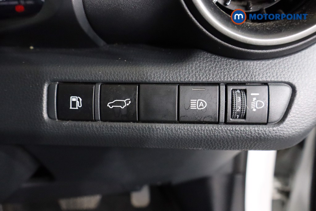 Toyota C-Hr Gr Sport Automatic Petrol-Electric Hybrid SUV - Stock Number (1596532) - 17th supplementary image