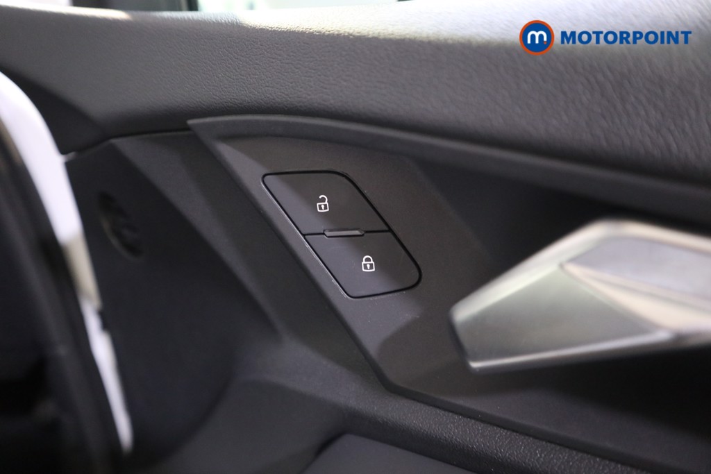 Audi A3 Sport Manual Petrol Hatchback - Stock Number (1597320) - 11th supplementary image