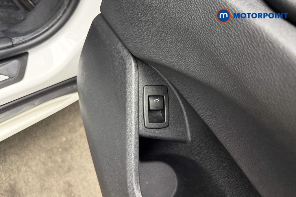 BMW X1 Sport Manual Petrol SUV - Stock Number (1597507) - 18th supplementary image