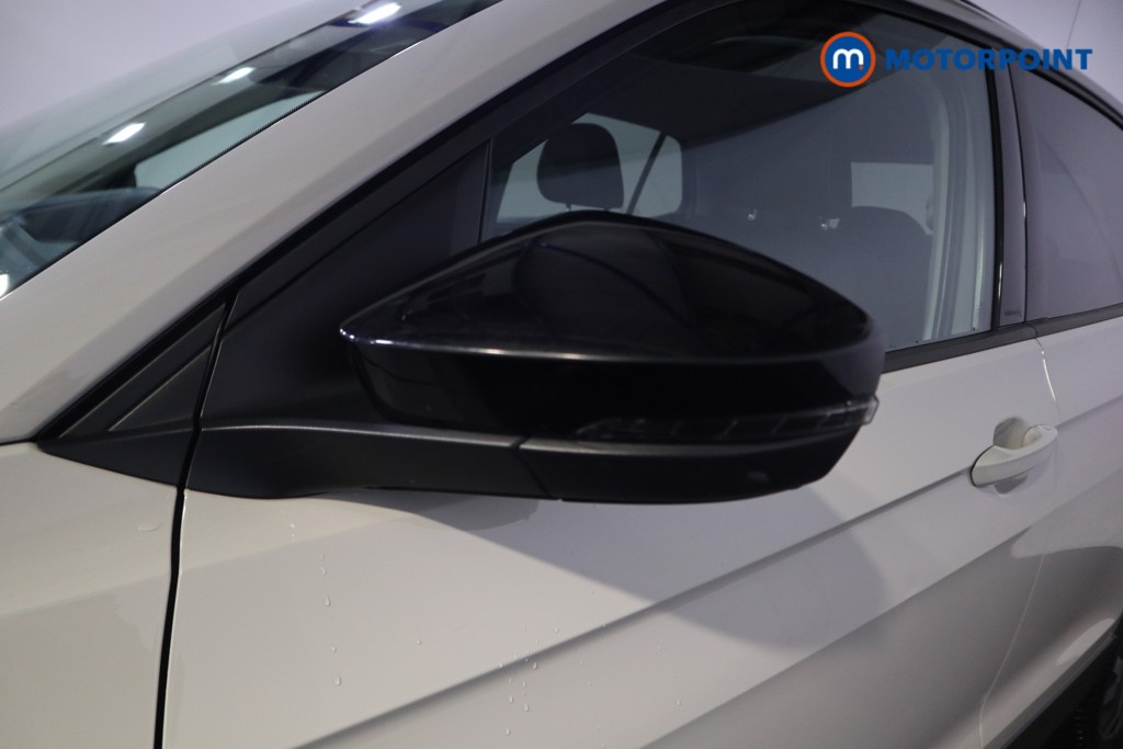 Volkswagen T-Cross Black Edition Manual Petrol SUV - Stock Number (1597663) - 27th supplementary image