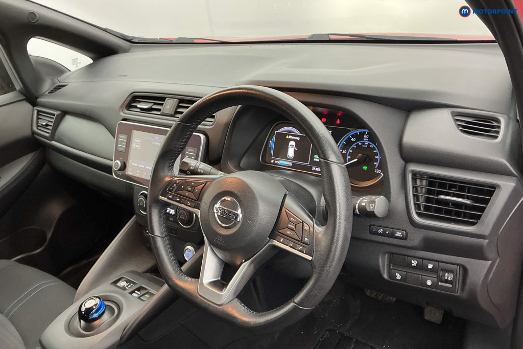 Nissan Leaf Acenta Automatic Electric Hatchback - Stock Number (1598134) - 7th supplementary image