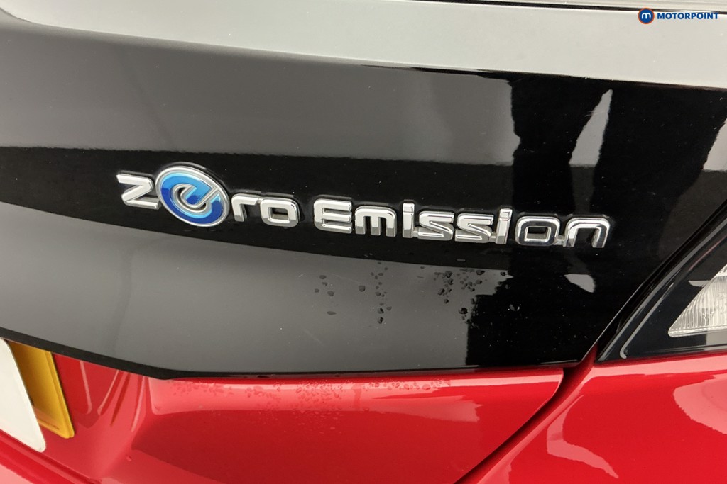 Nissan Leaf Acenta Automatic Electric Hatchback - Stock Number (1598134) - 31st supplementary image