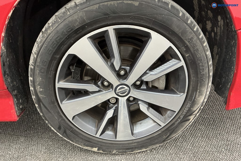 Nissan Leaf Acenta Automatic Electric Hatchback - Stock Number (1598134) - 35th supplementary image