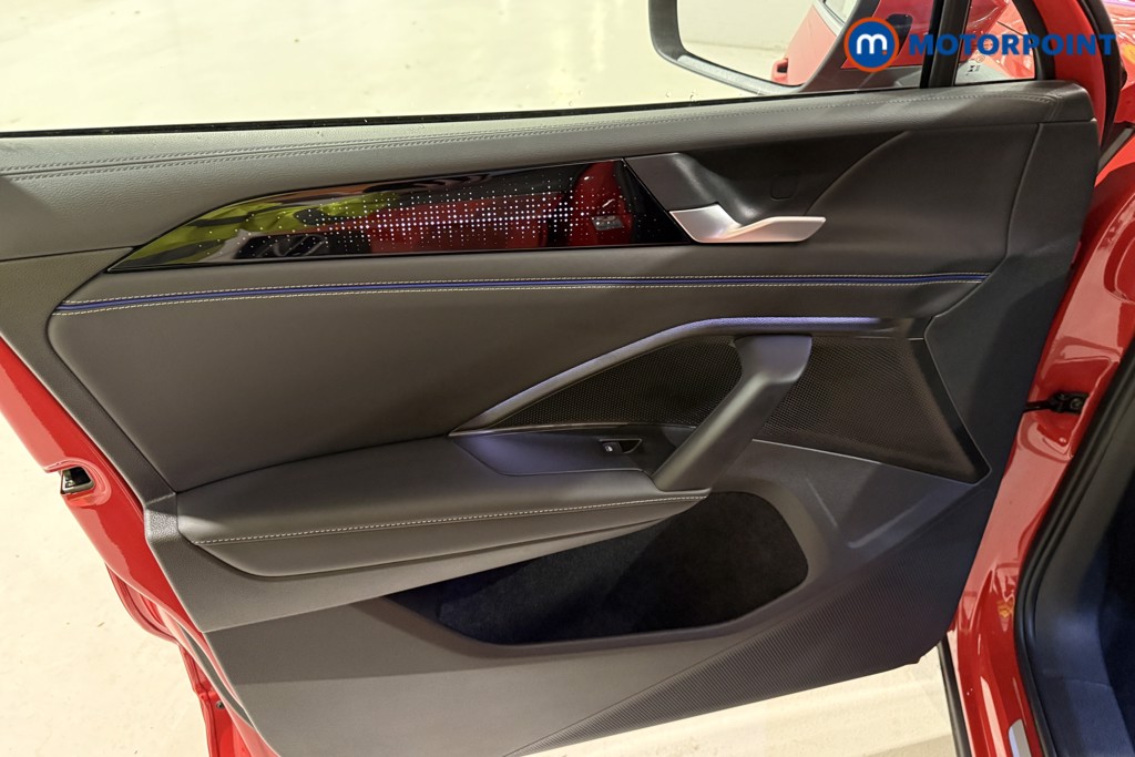 Volkswagen Tiguan R-Line Automatic Petrol SUV - Stock Number (1598484) - 21st supplementary image